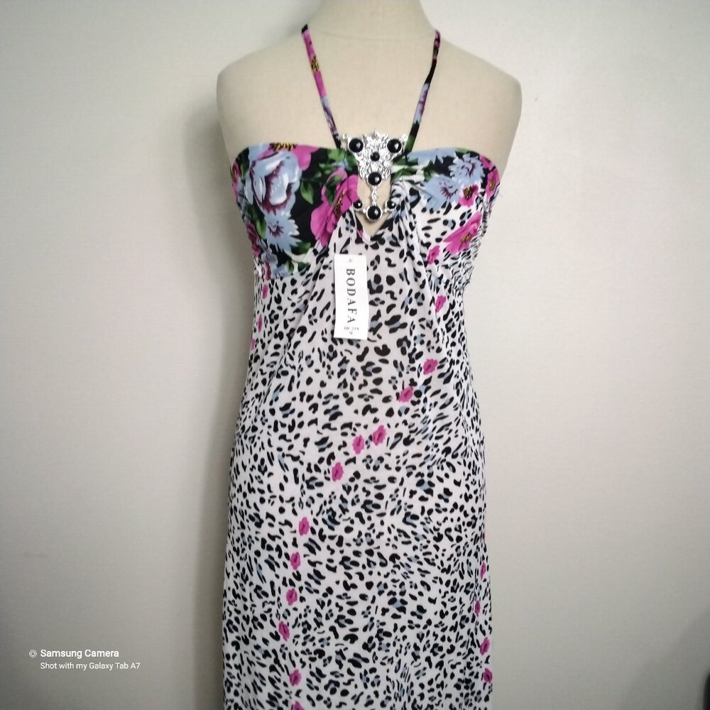 Bodafa Resort/Beachwear Boutique Beaded Tropical Floral Dress Halter Tie NWT Med